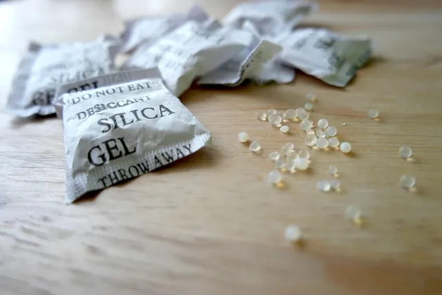 ACTÍVA 1.5 lb. Box of Flower Drying Silica Gel